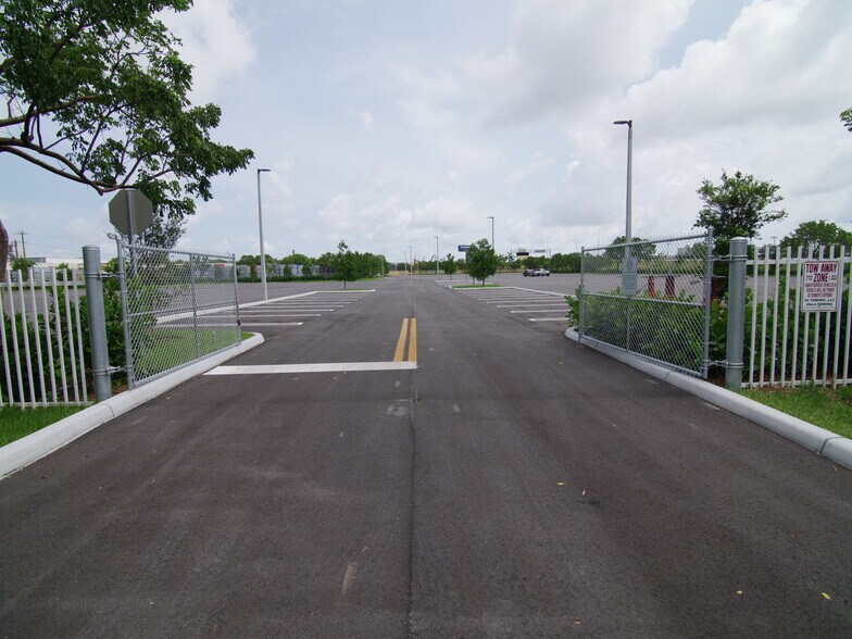 More Photos Of 1001 NW 12th Ter, Pompano Beach Land For Lease