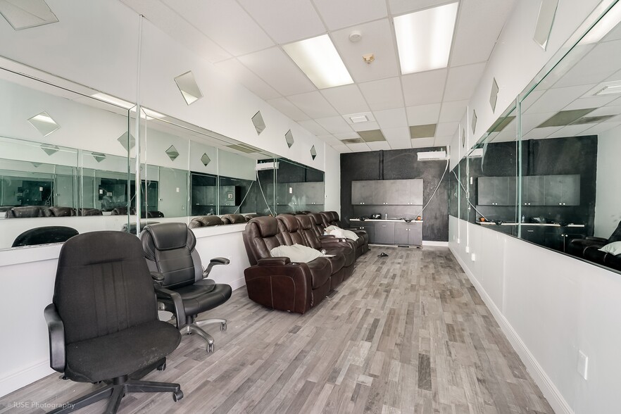 More Photos Of 18575 NW 27th Ave, Opa Locka Service Station For Lease