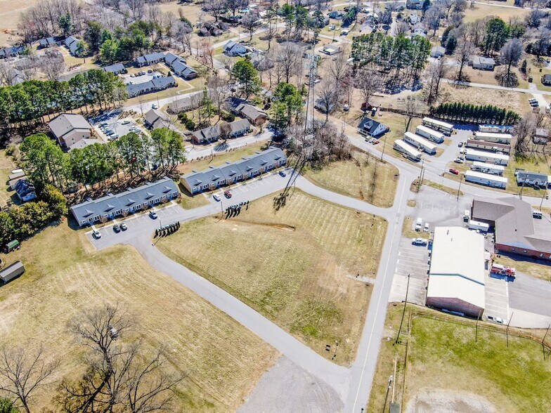 More Photos Of 125 1st Avenue Dr SE, Taylorsville Apartments For Sale