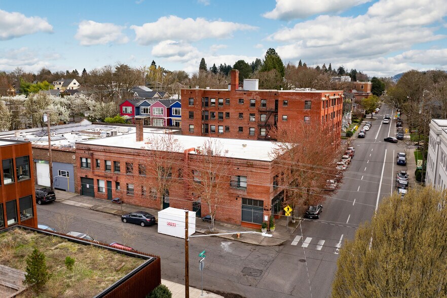 More Photos Of , Portland Multifamily For Sale