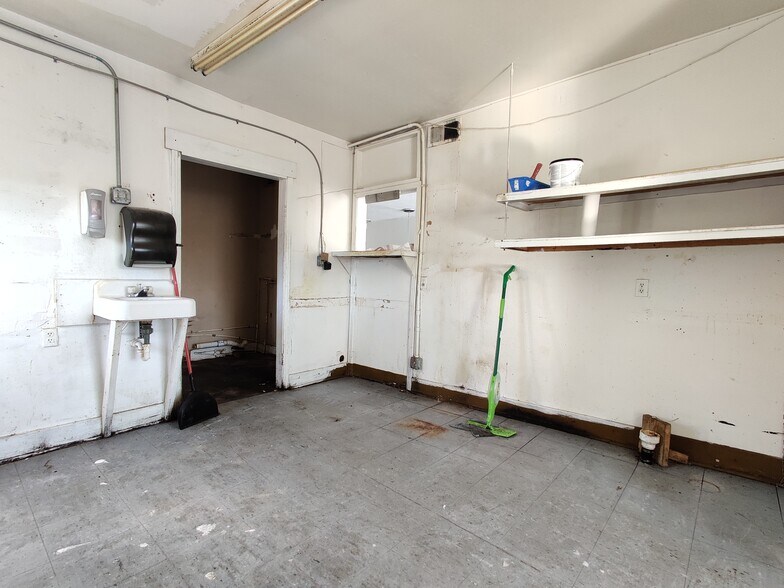 More Photos Of 14735 Highland Dr, McKenzie Land For Sale