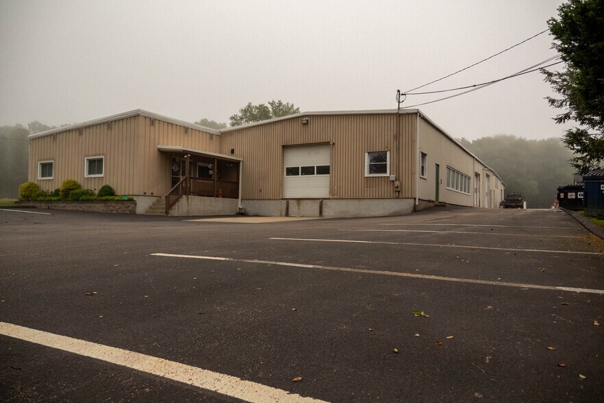Primary Photo Of 300 Taugwonk Rd, Stonington Warehouse For Lease