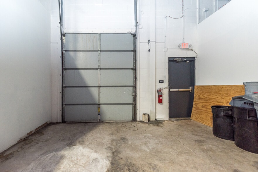 More Photos Of 905 Airport Rd, West Chester Research And Development For Lease