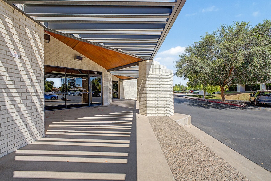 More Photos Of 1331 N Alma School Rd, Chandler Office For Sale