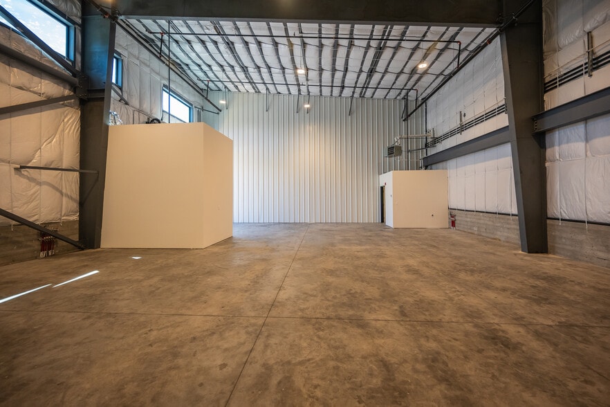 More Photos Of 10980 Crestwood, 10980 Industrial Way, Truckee Light Manufacturing For Lease