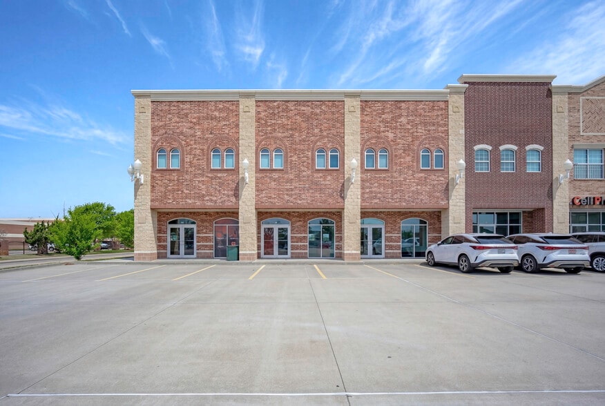 More Photos Of 480 24th Ave NW, Norman Storefront Retail Office For Lease