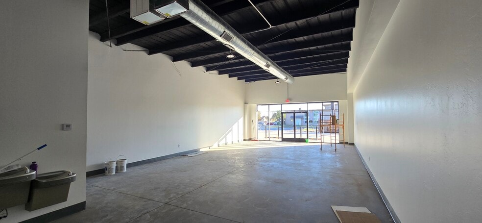 More Photos Of 1341 SW 59th St, Oklahoma City General Retail For Lease
