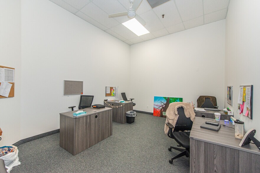 More Photos Of 83 Spring St, Newton Office For Sale