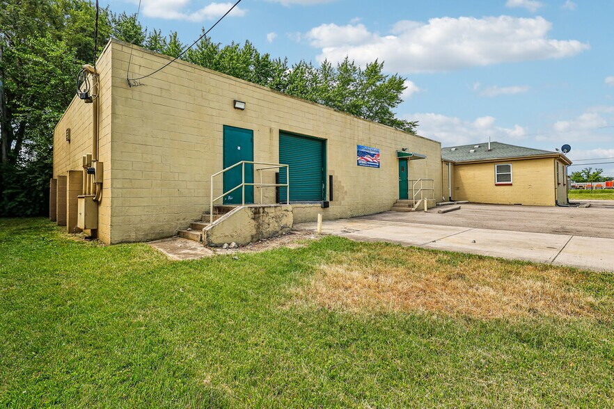 More Photos Of 5558 Wadsworth Rd, Dayton Warehouse For Sale