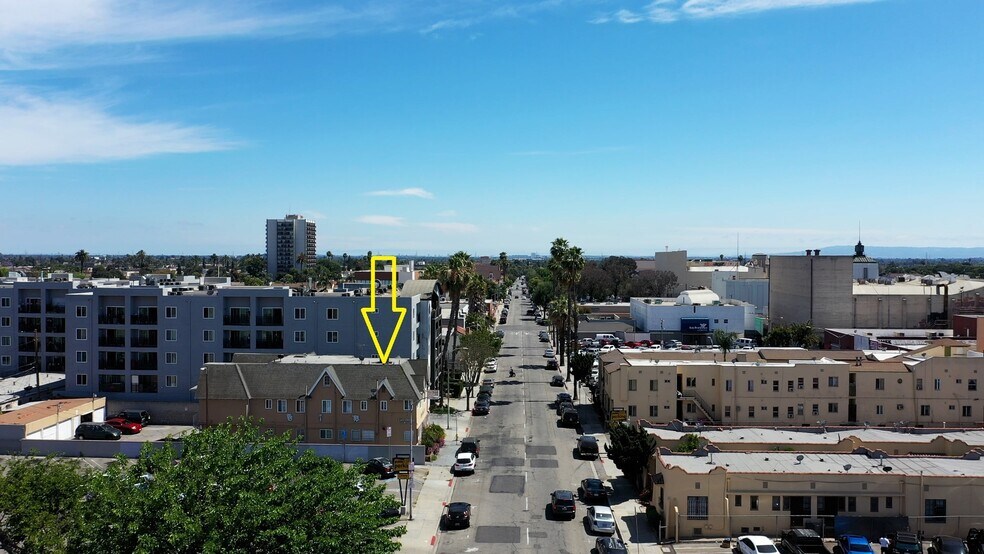 More Photos Of 6438 Rita Ave, Huntington Park Storefront Retail Residential For Sale