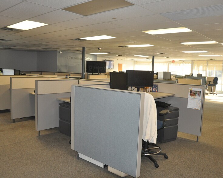 More Photos Of 161 4th Ave N, Foley Office For Lease