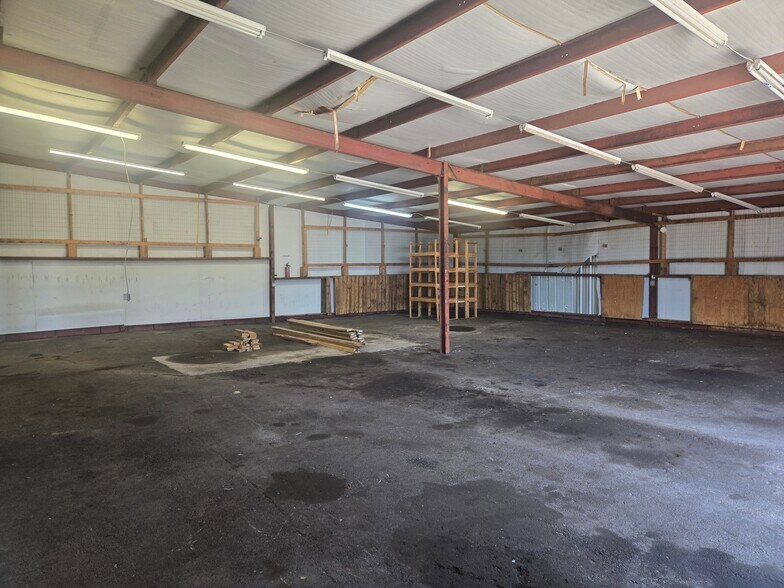 More Photos Of 2791 W State Highway 29, Burnet Industrial For Lease