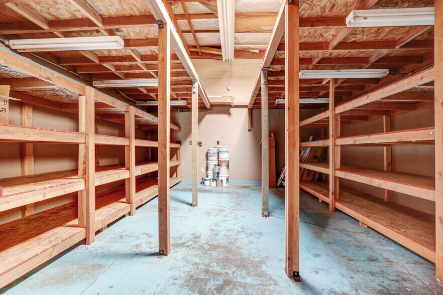 More Photos Of 2075 Knoll Dr, Ventura Manufacturing For Lease