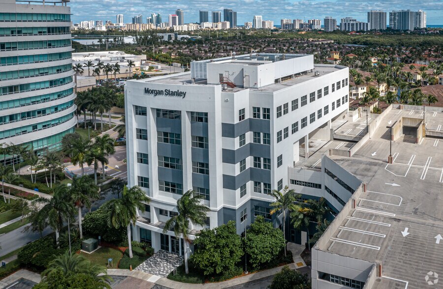 More Photos Of 20801-20807 Biscayne Blvd, Aventura Unknown For Lease