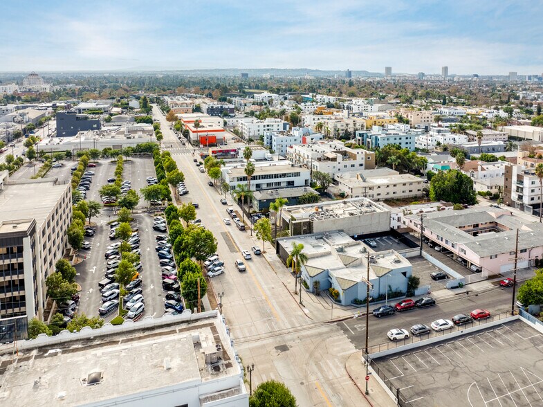 More Photos Of 953 N Cole Ave, Los Angeles Office For Lease