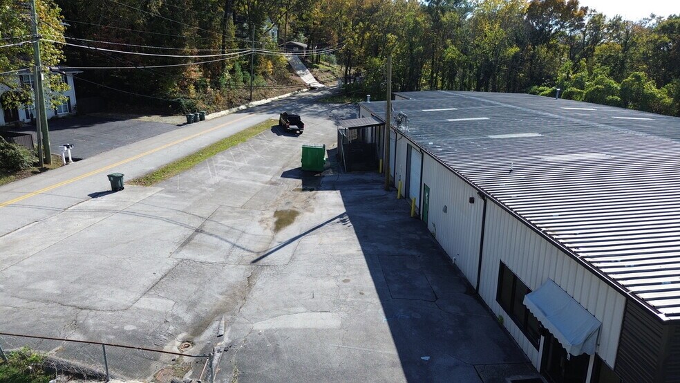 More Photos Of 6340 Bonny Oaks Dr, Chattanooga Warehouse For Lease