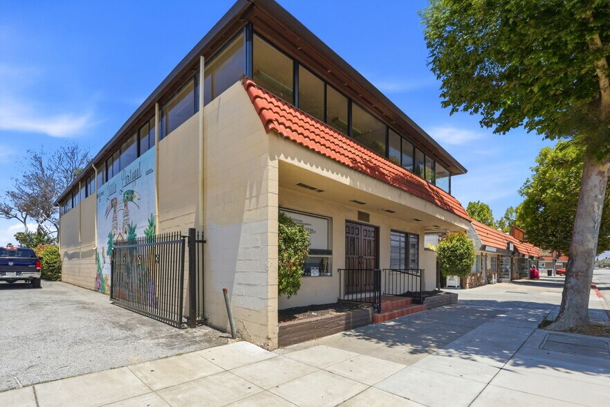 More Photos Of 1565 Alum Rock Ave, San Jose Office For Sale