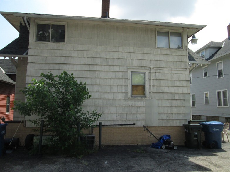 More Photos Of 485-487 Front St, Berea Office Residential For Sale