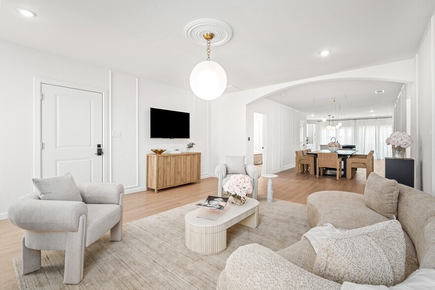 More Photos Of , Houston Multifamily For Sale