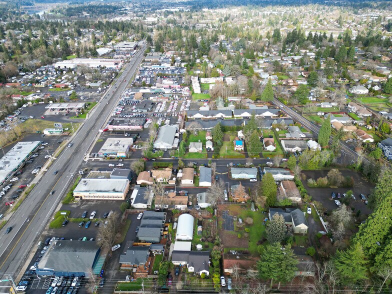 More Photos Of 3016 SE Holly Ave, Milwaukie Manufactured Housing Mobile Home Park For Sale