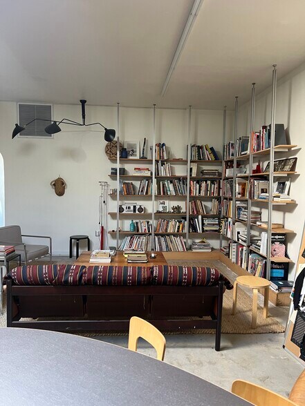 More Photos Of 5215 York Blvd, Los Angeles Freestanding For Sale