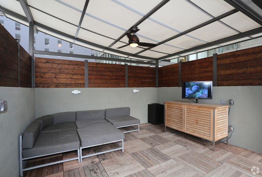 More Photos Of 801 S Hope St, Los Angeles Apartments For Lease