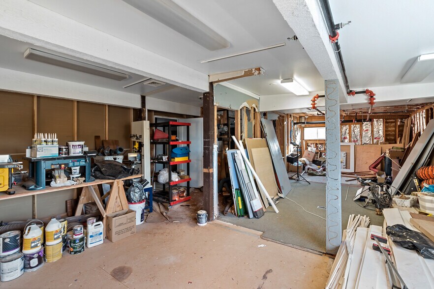 More Photos Of 105 1st St, Langley Storefront Retail Residential For Sale