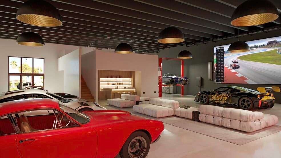 More Photos Of 18635-18639 SW 107th Ave, Cutler Bay Showroom For Sale