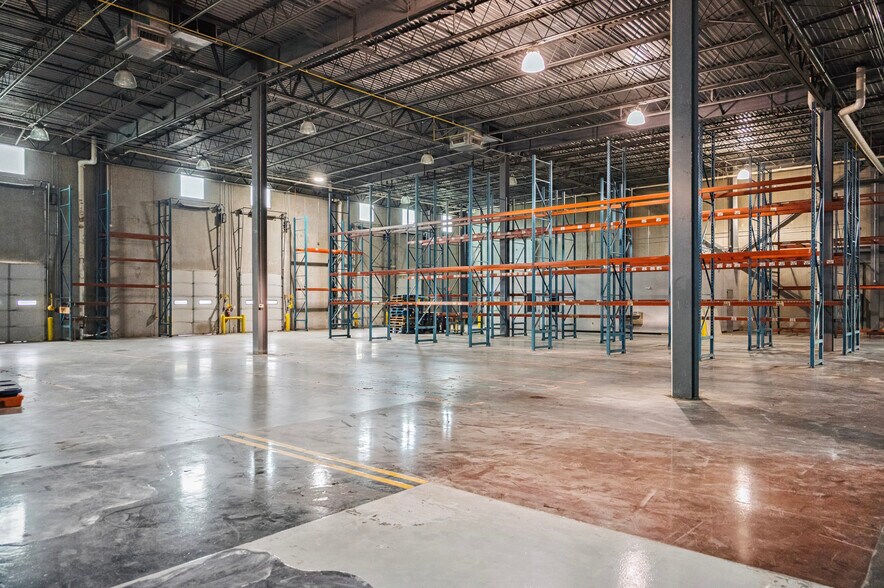 More Photos Of 104 Commercial Ave, Mount Olive Refrigeration Cold Storage For Sale