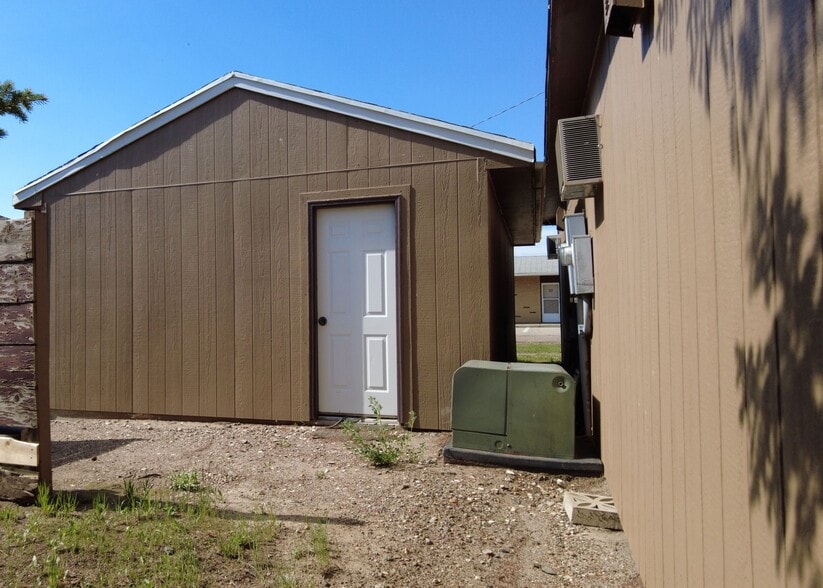 More Photos Of 704 Highway 12 W, Bowman Hotel For Sale