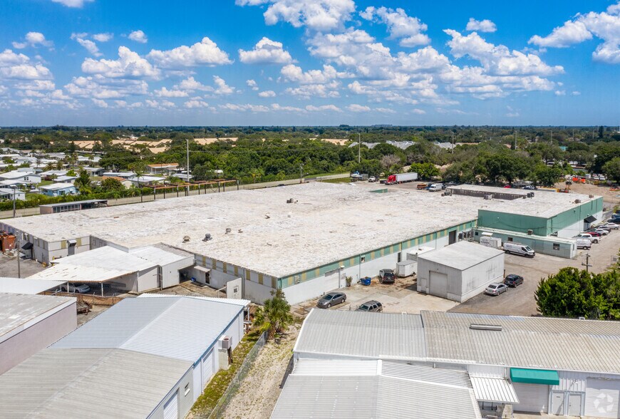 More Photos Of 1200 Ogden Rd, Venice Warehouse For Sale