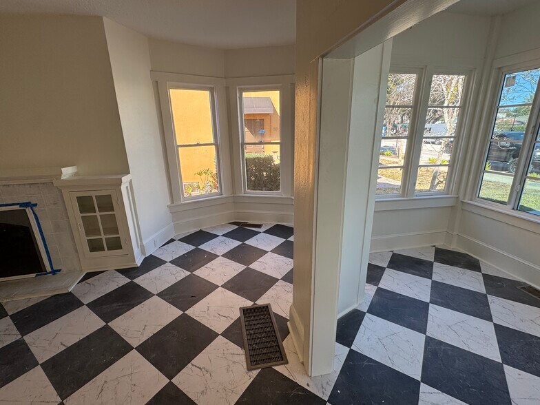 More Photos Of 114-118 Live Oak St st, New Smyrna Beach Apartments For Lease