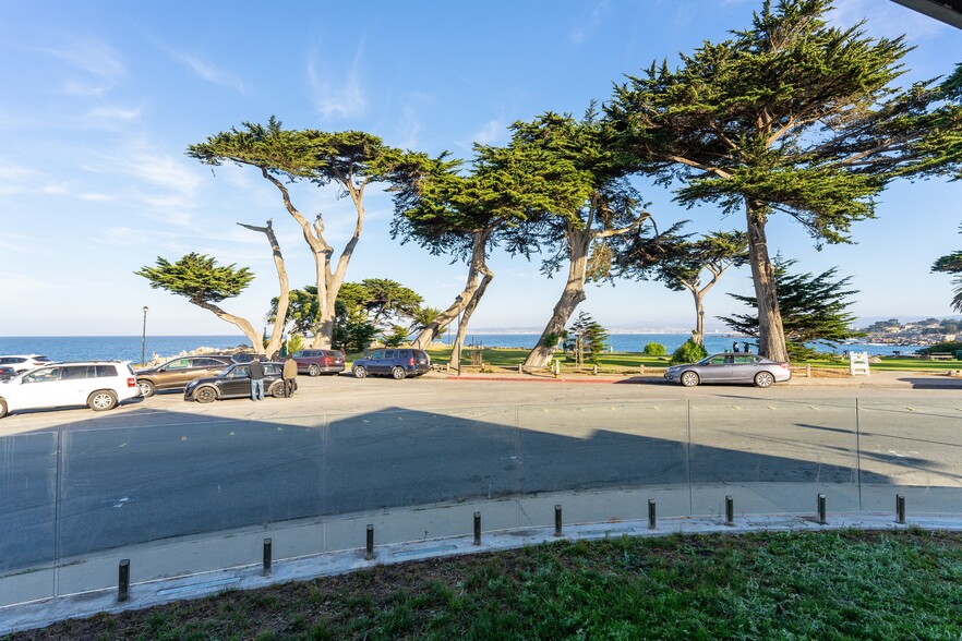 Primary Photo Of 631 Ocean View Blvd, Pacific Grove General Retail For Sale