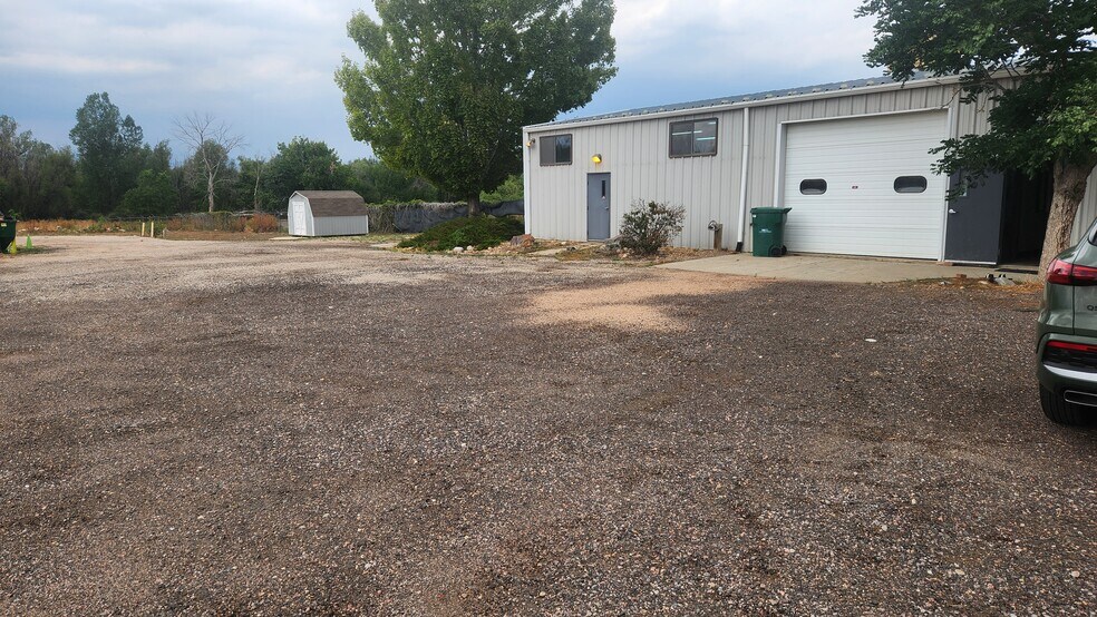 More Photos Of 9761 Titan Park Cir, Littleton Warehouse For Lease