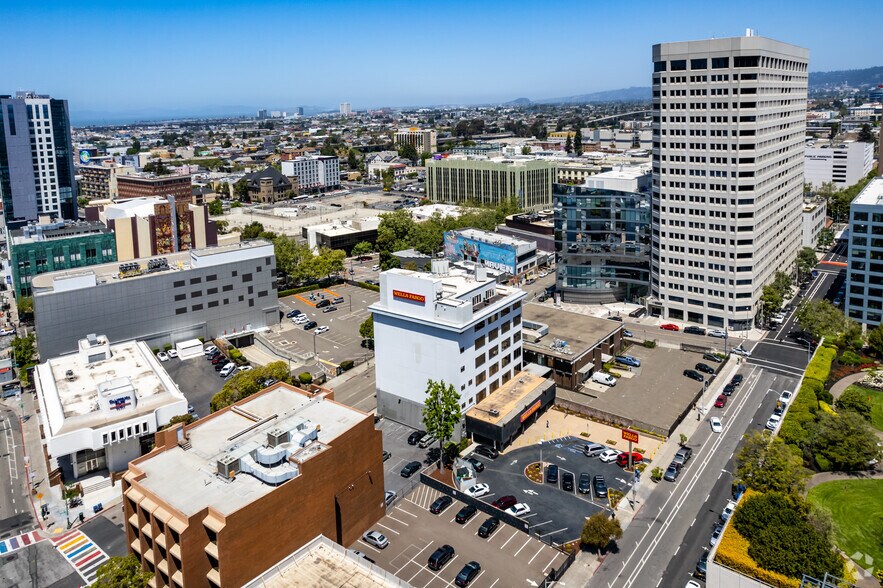 More Photos Of 2030 Franklin St, Oakland Office For Lease