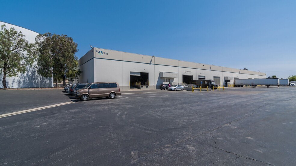 More Photos Of 700-710 Union St, Montebello Unknown For Lease