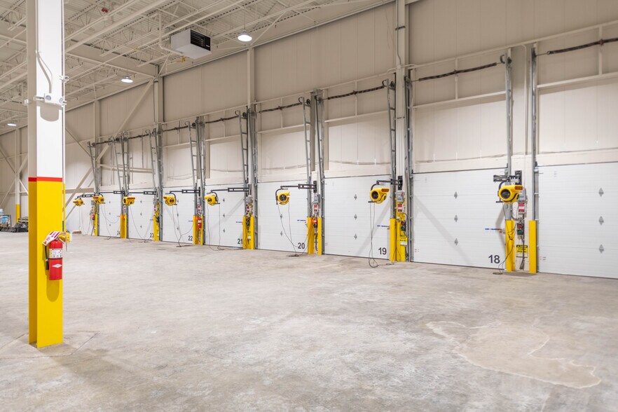 More Photos Of 85 Amity St, Jersey City Industrial For Sale