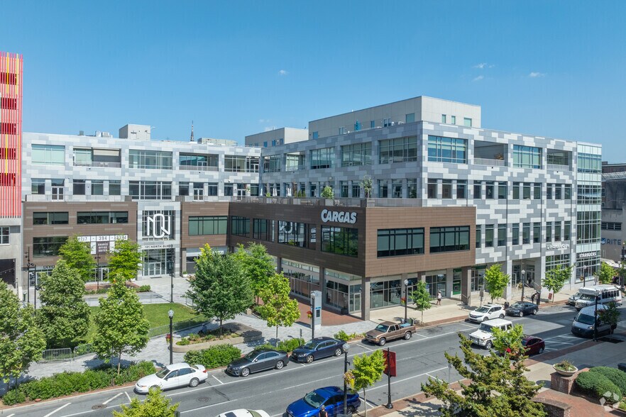 More Photos Of 101 N Queen St, Lancaster Apartments For Lease