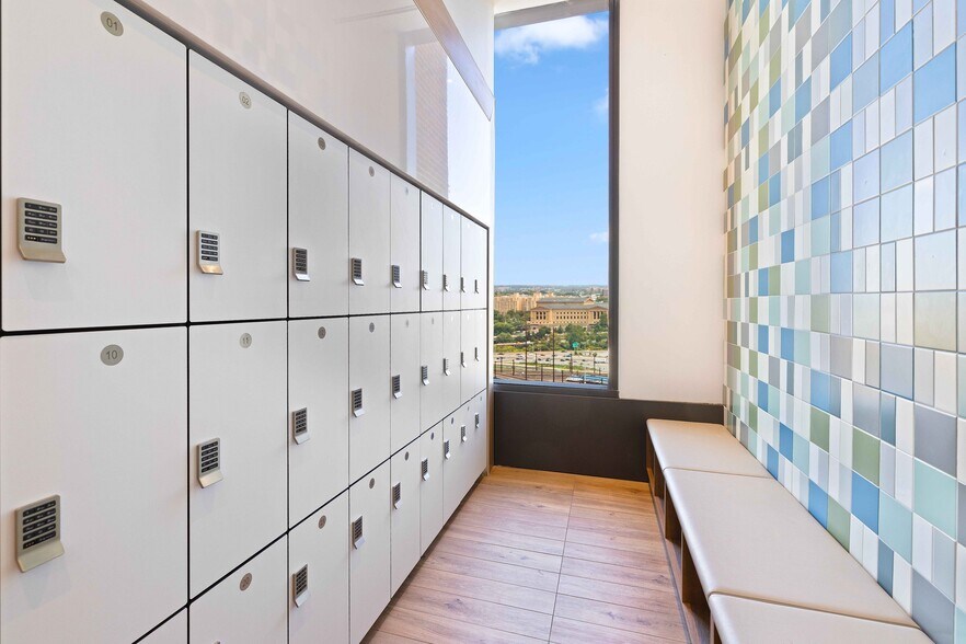 More Photos Of 3025 JFK, Philadelphia Office For Lease