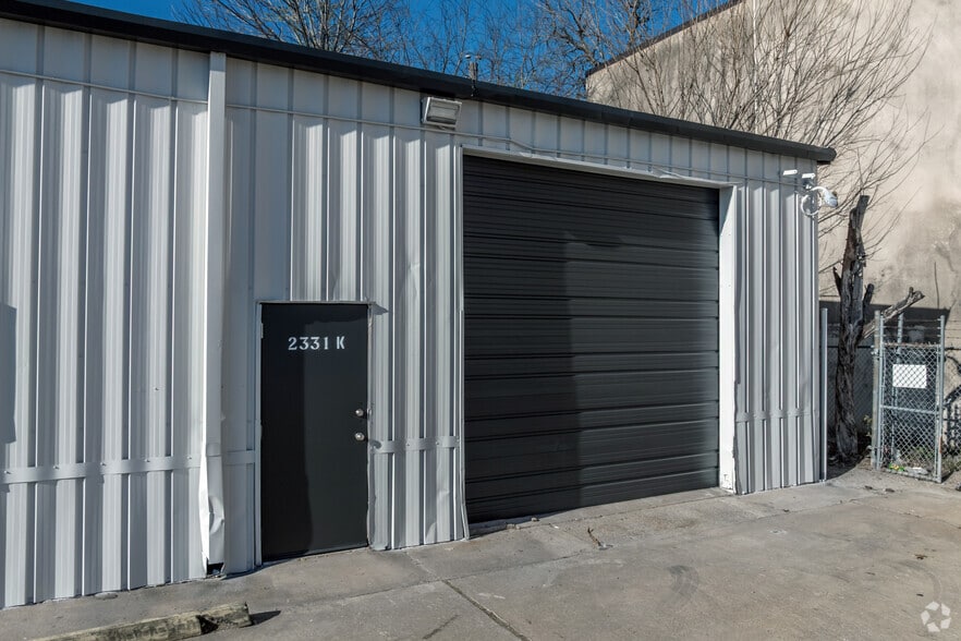 More Photos Of 2331 Wirtcrest Ln, Houston Unknown For Lease