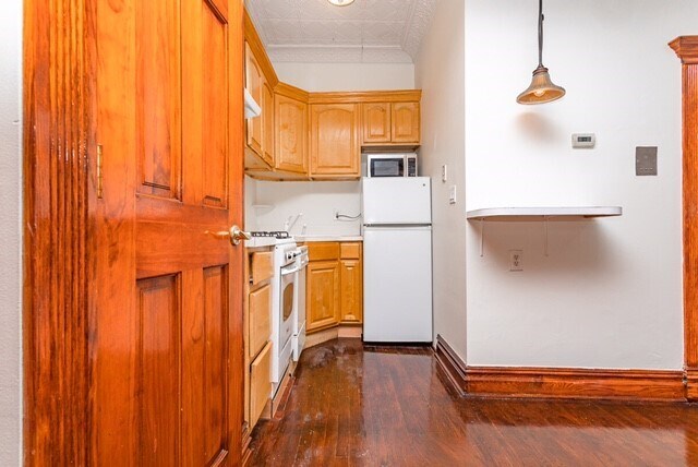 More Photos Of 1079 Broadway, Brooklyn Apartments For Sale