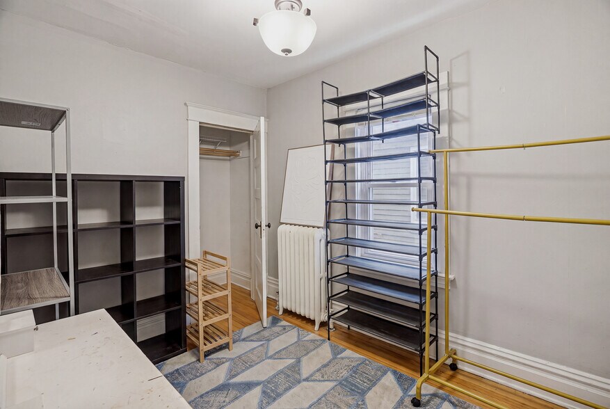 More Photos Of 2641 Lyndale Ave S, Minneapolis Apartments For Sale