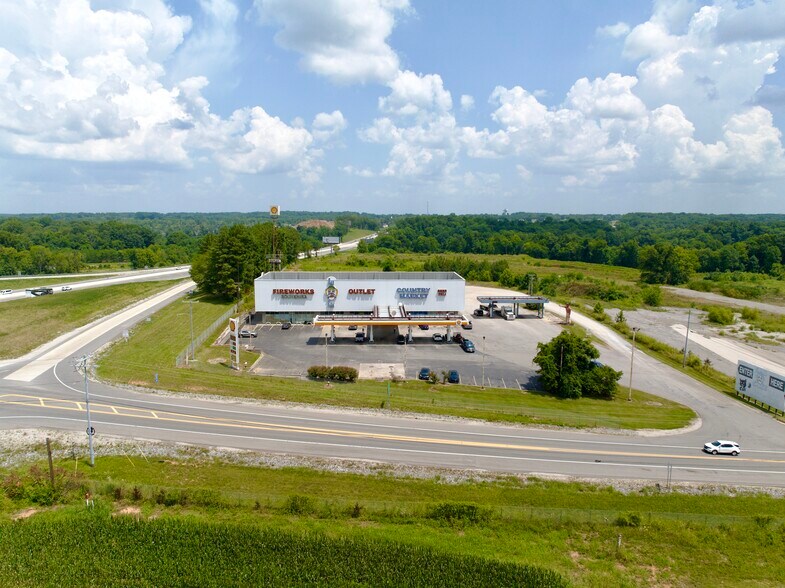 Primary Photo Of 8736 Highway 25 E, Cross Plains Freestanding For Sale