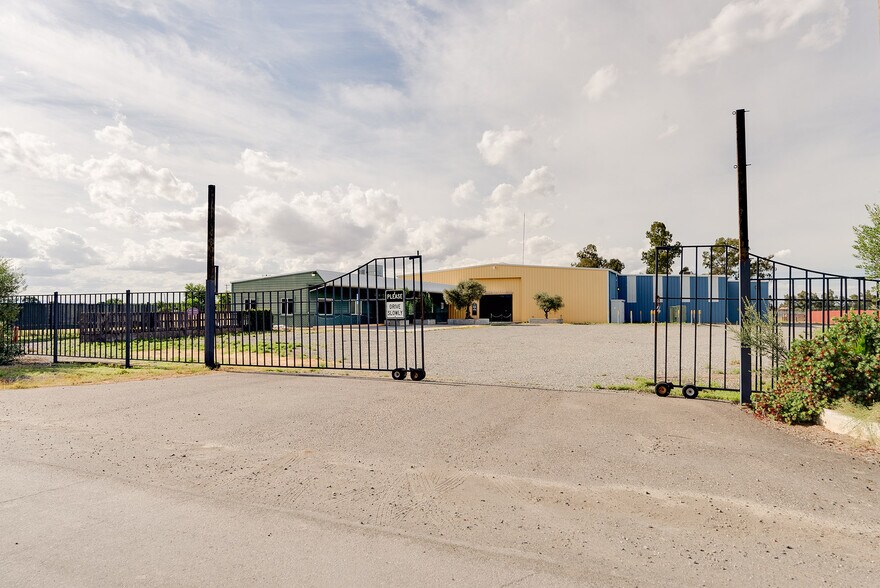 More Photos Of 2120 Loleta Ave, Corning Warehouse For Sale