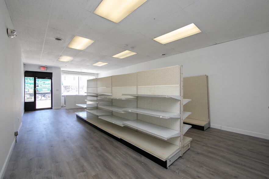More Photos Of 12 N Black Horse Pike, Runnemede Storefront Retail Residential For Lease