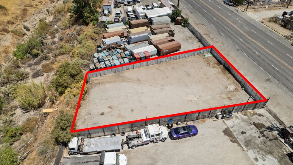 More Photos Of 16971 Sierra Hwy, Canyon Country Land For Lease