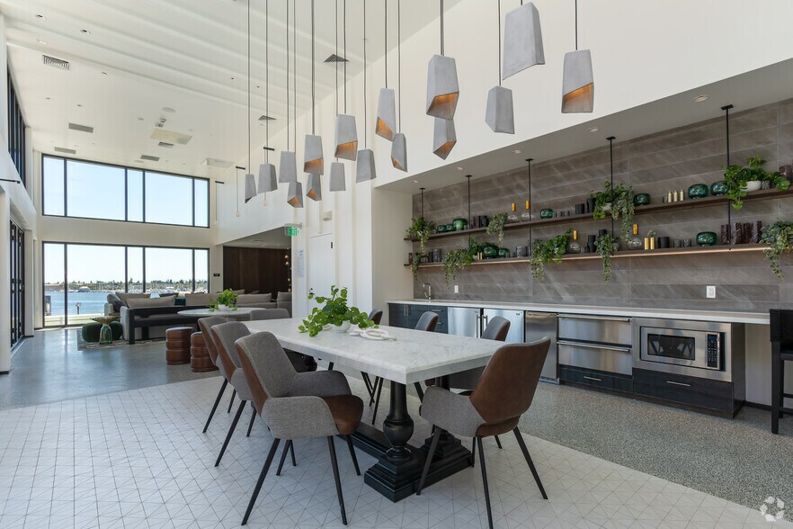 More Photos Of 219 9th Ave, Oakland Apartments For Lease