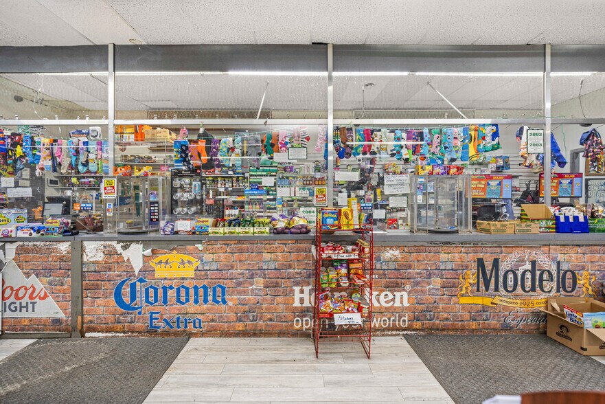 More Photos Of 10644 Morang Dr, Detroit Storefront For Sale