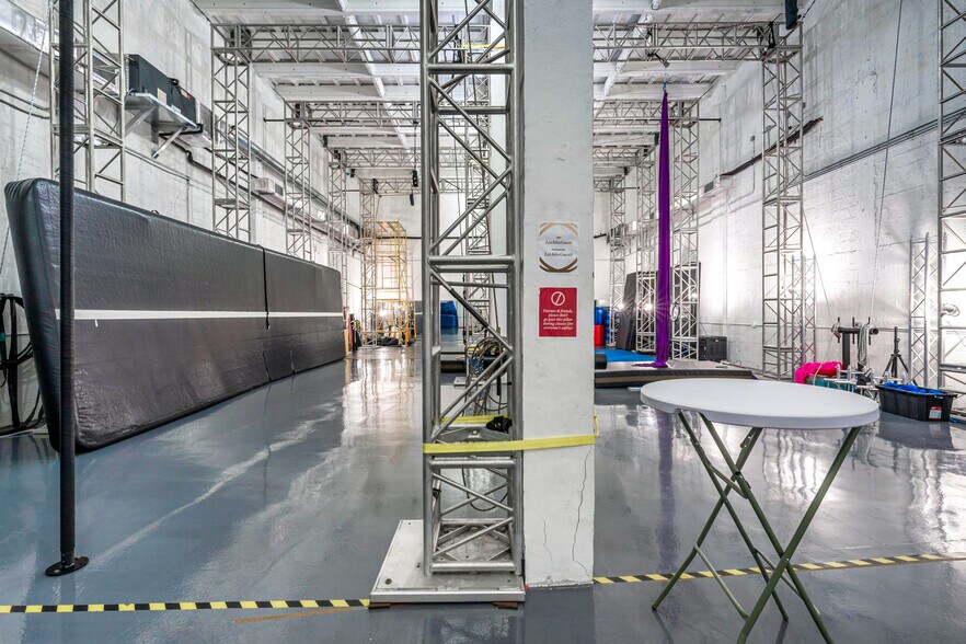 More Photos Of 1390 NW 22nd St, Miami Refrigeration Cold Storage For Sale