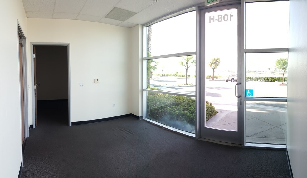 More Photos Of 6421 Central Ave, Riverside Warehouse For Lease